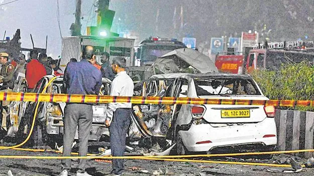 Centre Condemns Red Fort Blast: బాంబు పేలుడు ఉగ్ర ఘాతుకమే