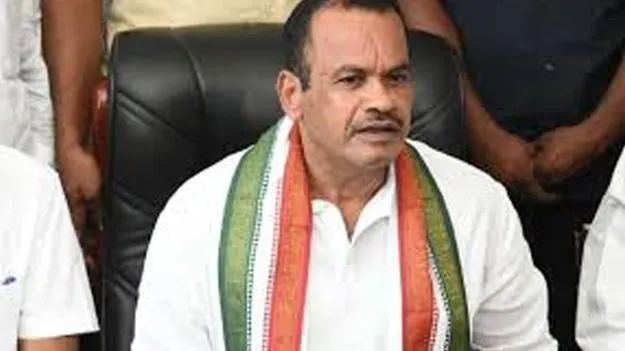 Minister Komatireddy: రాష్ట్రాభివృద్ధికి కేంద్రంతో కలిసి పని చేస్తాం