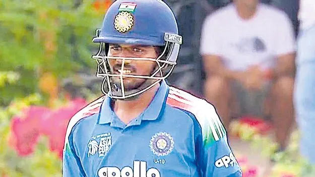 U 19 India Crush Pakistan: పాక్‌ను చిత్తుచేశారు..