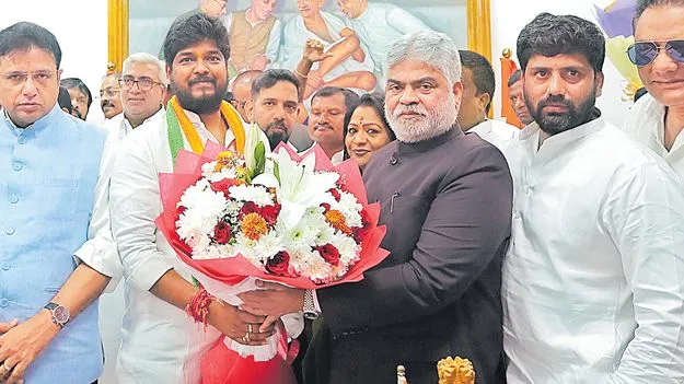 Naveen Yadav Takes Oath: స్పీకర్‌ ఛాంబర్‌లో ఎమ్మెల్యేగా నవీన్‌యాదవ్‌ ప్రమాణ స్వీకారం