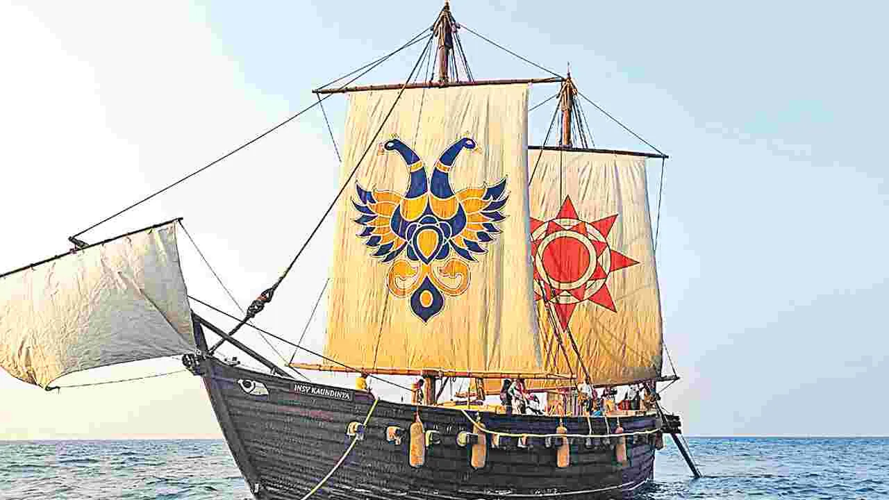 INSV Kaundinya: పురాతన శిల్పంలా.. ఐఎన్‌ఎ్‌సవీ కౌండిన్య