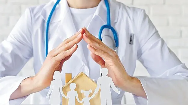 Health Insurance Implementation: ఆరోగ్య బీమా ఇంకెన్నాళ్లకు?