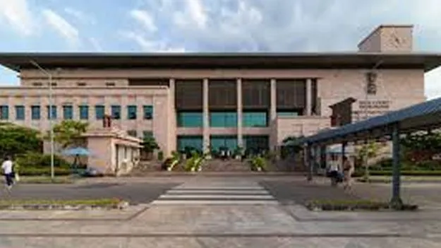 AP High Court: ఏడాదిగా పెండింగులోనా?