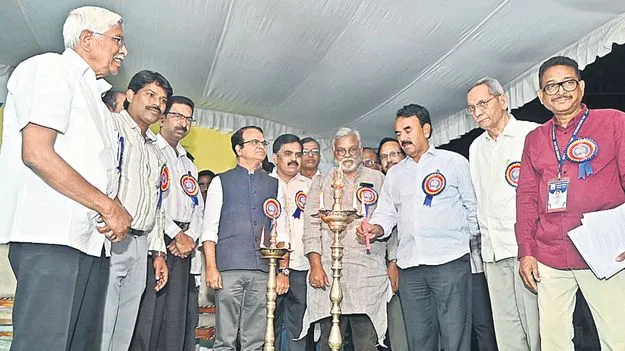 Minister Jupally:ప్రతి ఇల్లు గ్రంథాలయం కావాలి