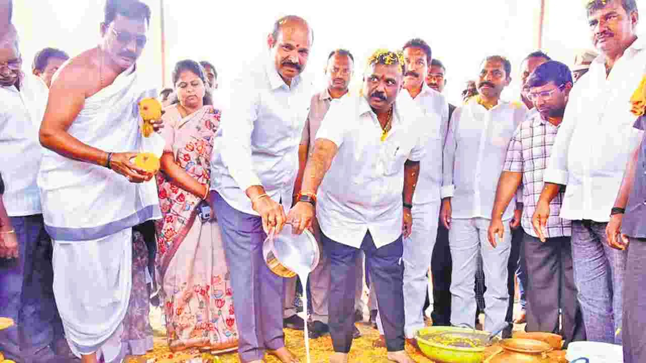Minister Kolusu Parthasarathi: అర్హులందరికీ ఇళ్లు