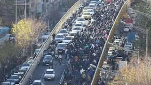 Iran Faces Protests as Currency Plummets: కరెన్సీ పతనం.. అట్టుడుకుతున్న ఇరాన్‌!