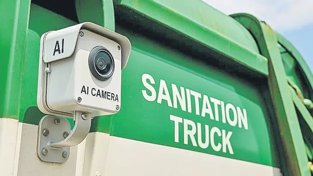 AI Cameras Installed: చెత్త ట్రక్కులకు ఏఐ కెమెరాలు