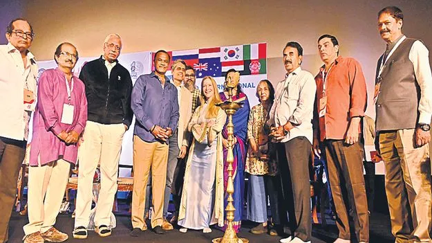 Minister Komatireddy: సినిమాల నిర్మాణానికి అత్యుత్తమ ప్రదేశం తెలంగాణ: మంత్రి కోమటిరెడ్డి