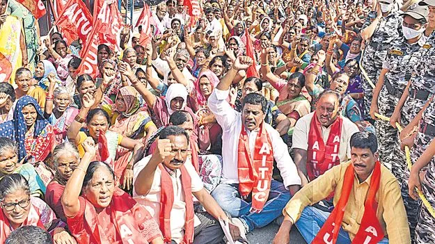 Midday Meal Workers Threaten Strike: సమస్యలు పరిష్కరించకుంటే.. డిసెంబరులో సమ్మె