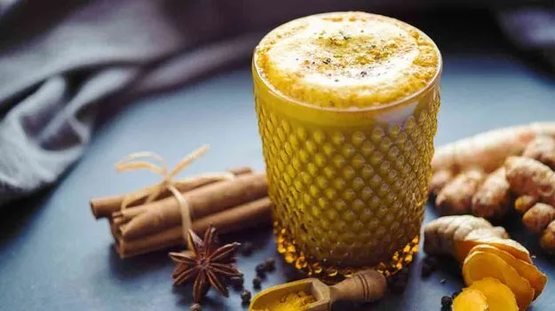Golden Milk: గోల్డెన్‌ మిల్క్‌ తాగుదాం