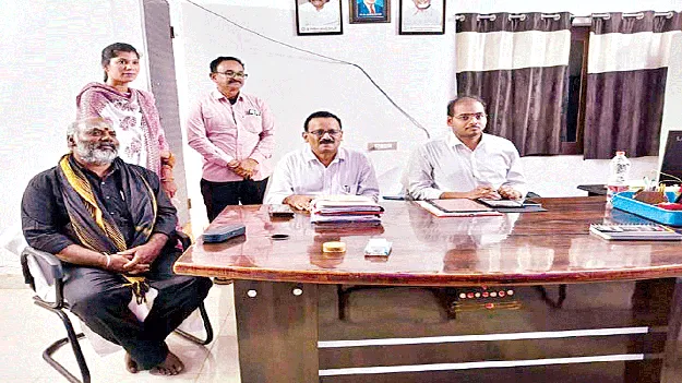 కార్గో ఎయిర్‌పోర్టుపై అపోహవద్దు: ఆర్డీవో