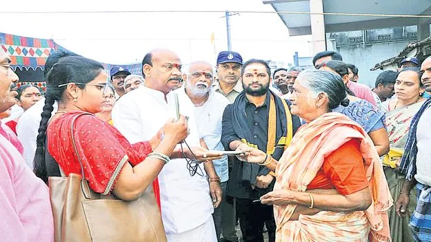 ఎన్టీఆర్‌ భరోసా పింఛన్‌లు 91.62 శాతం పంపిణీ