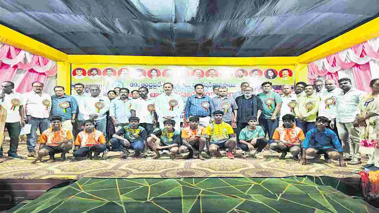 జాతీయ పోటీలకు ఖోఖో జట్ల ఎంపిక