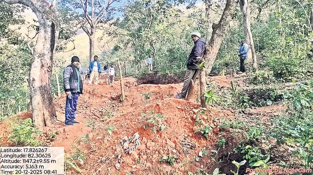 సిగినాపల్లి రంగురాళ్ల క్వారీపై ప్రత్యేక నిఘా