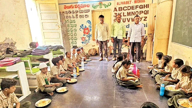 మెనూ తప్పనిసరిగా పాటించాలి