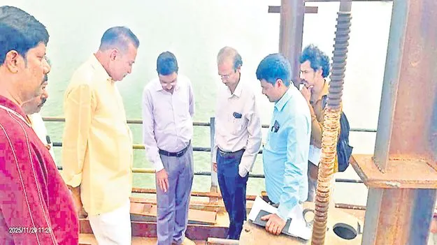 చెరువులకు మహర్దశ