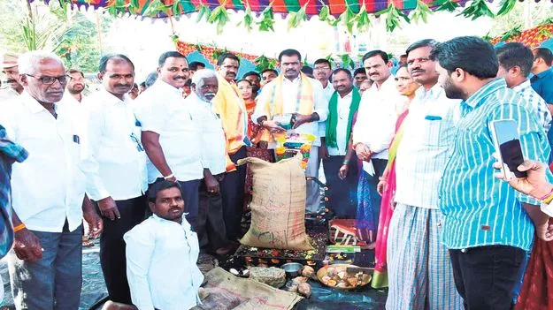 రైతులను ఇబ్బంది పెడితే చర్యలు