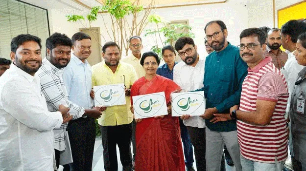 మహిళా వ్యాపారవేత్తలకు   రోల్‌ మోడల్‌గా కుప్పం మహిళ