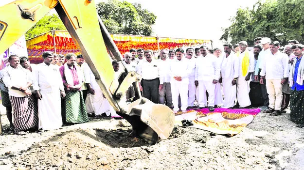 VIPH KALAVA డంపింగ్‌ యార్డ్‌ను తరలిస్తాం