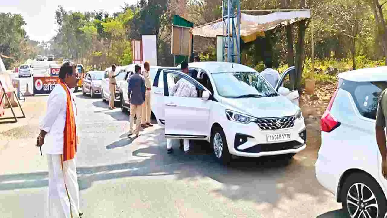 శ్రీగిరి వైభవానికి భంగం కలిగించొద్దు