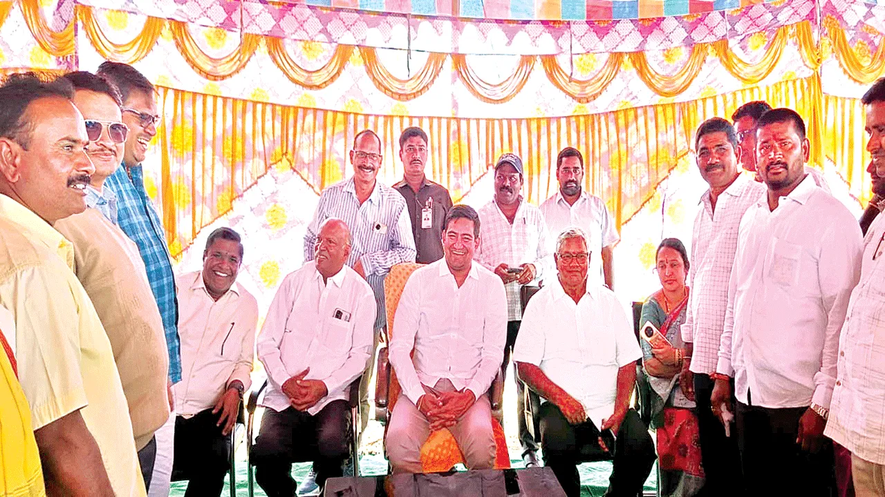 అభివృద్ధికి కలిసికట్టుగా కృషి చేద్దాం