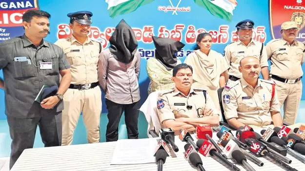 అప్పులు తీర్చేందుకు చైన్‌స్నాచింగ్‌