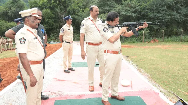 క్రమశిక్షణతో శిక్షణ పూర్తిచేయండి