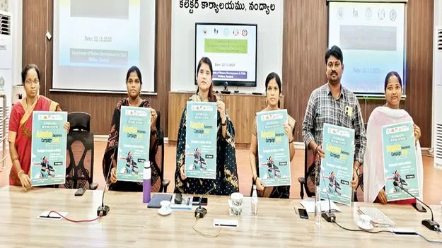 స్త్రీ,శిశు సంక్షేమం కోసం కృషి : కలెక్టర్‌ 