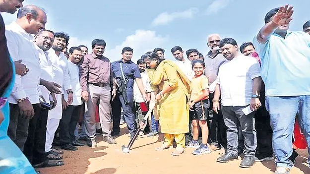 హాకీ అకాడమీ మంజూరుకు కృషి