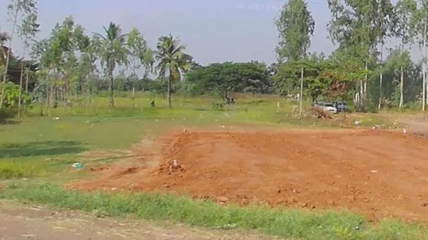 246 ఎకరాలు.. 92 అనధికారిక  లేఅవుట్స్‌