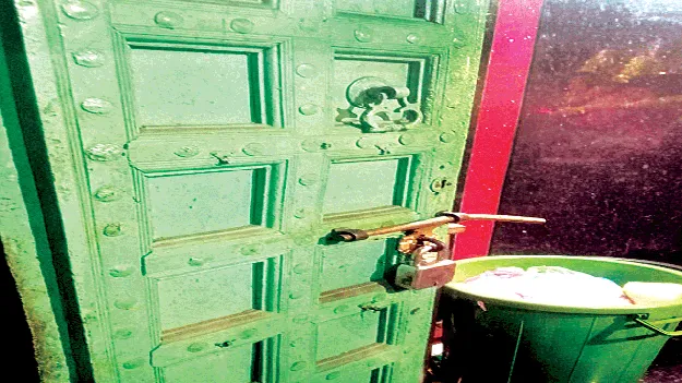 చీడిపూడి వేంకటేశ్వరాలయంలో చోరీ 