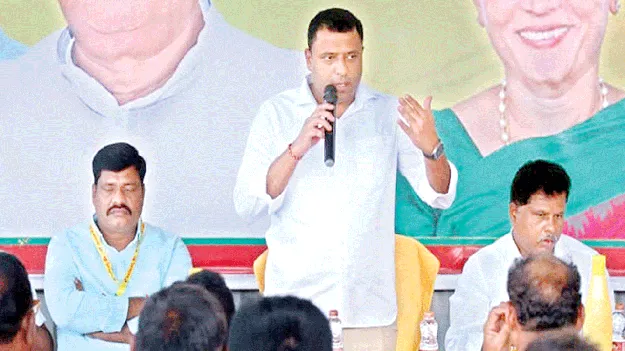 స్థానిక సంస్థల ఎన్నికలకు సిద్ధం కావాలి 