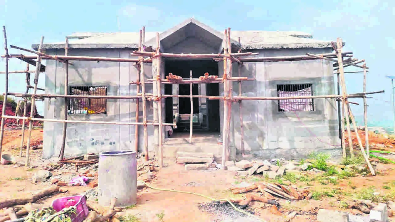 DEVOLOPMENT: సీఆర్‌ఎస్‌ నిధులతో అభివృద్ధి పనులు