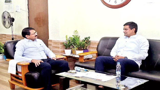 పెండింగ్‌ అంశాలు పరిష్కరించండి