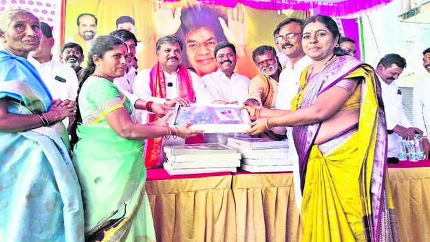 JSP: సత్యసాయి సేవలు మరువలేనివి 