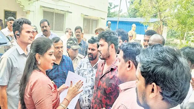 బల్క్‌డ్రగ్‌పై ఆందోళనకు తాత్కాలిక బ్రేక్‌