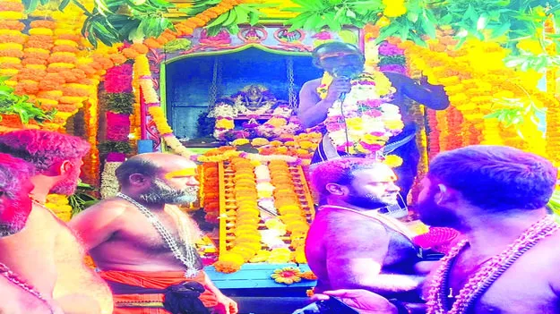 GOD: వైభవంగా అయ్యప్పస్వామి రథోత్సవం