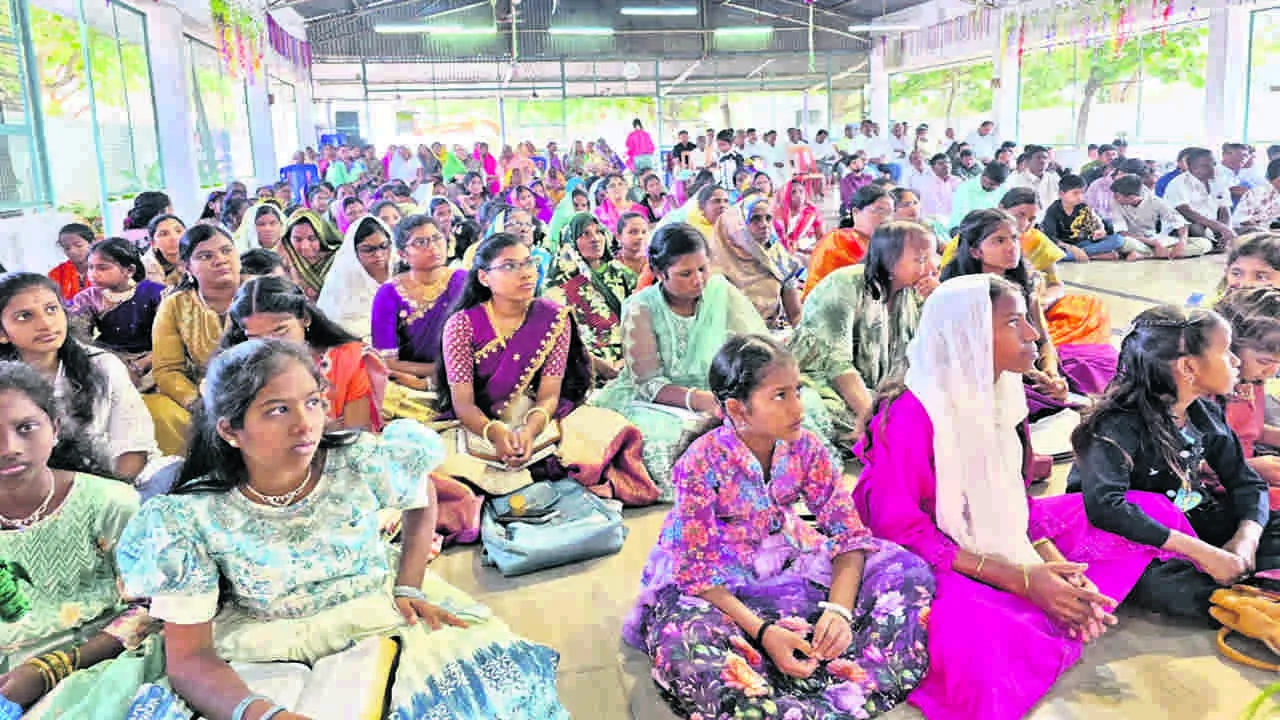 CHRISTMAS: కన్నుల పండువగా క్రిస్మస్‌