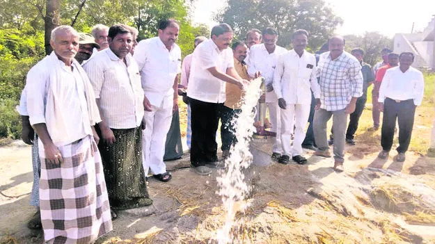 EX MINISTER PALLE: కూటమి అభ్యర్థుల గెలుపునకు కృషి చేయండి
