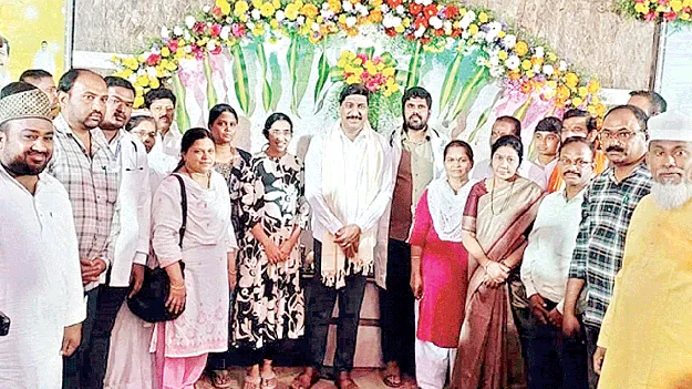 ప్రజల రుణం తీర్చుకుంటా