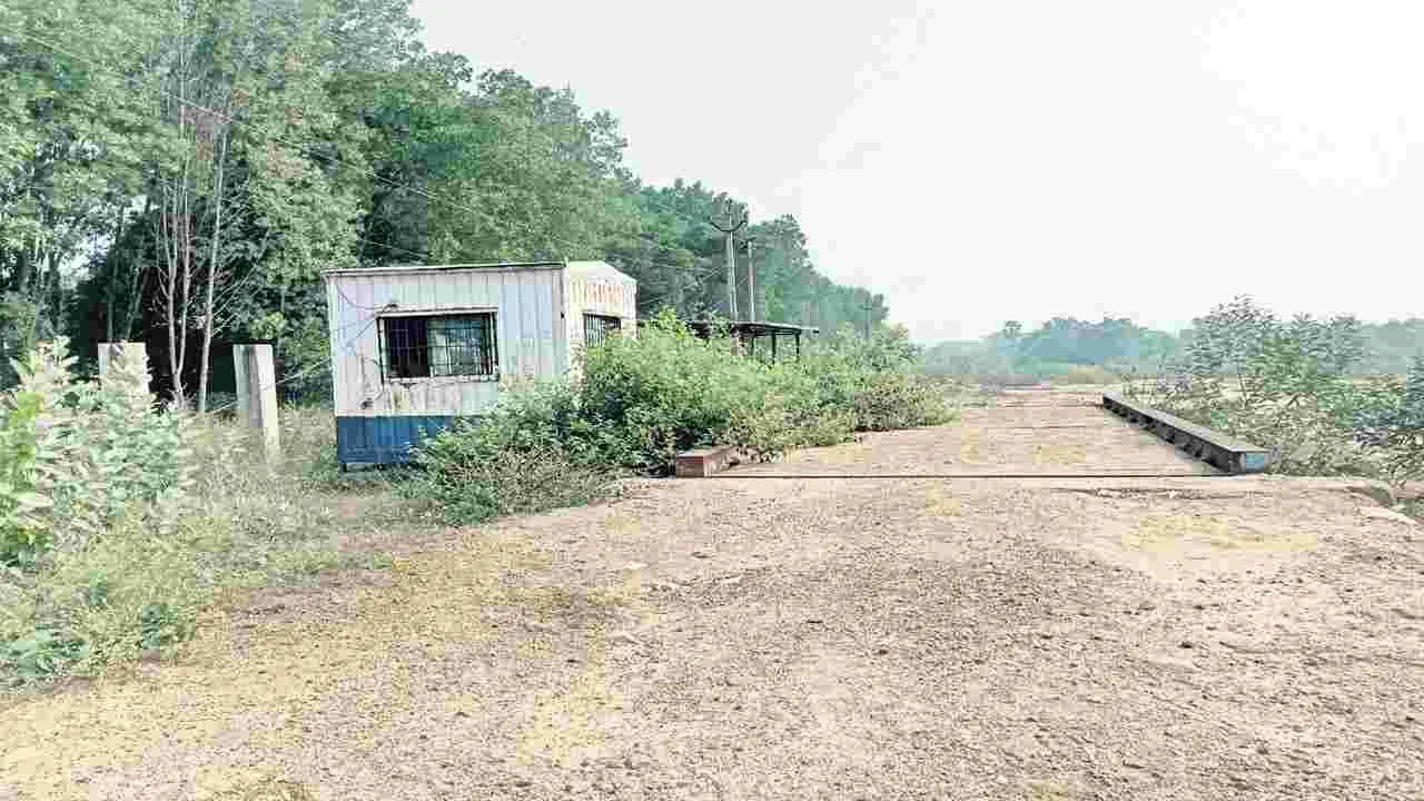 ప్రజాధనం వృథా