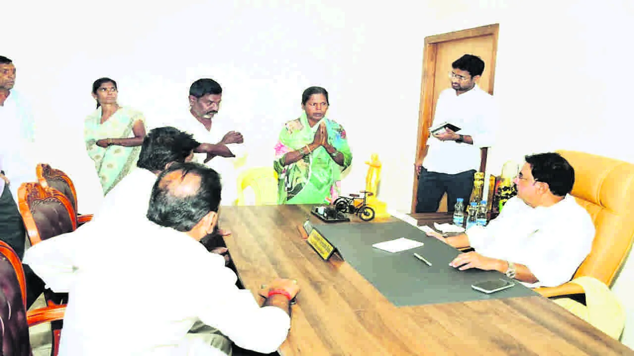 MLA AMILINENI:  రైతులకు అండగా ఉంటాం