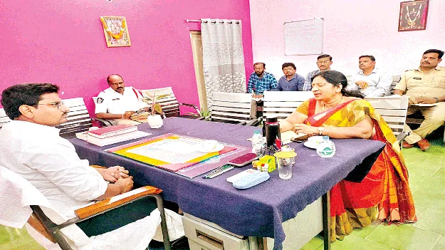 నష్టపరిహారం చెల్లింపులో జాప్యం తగదు