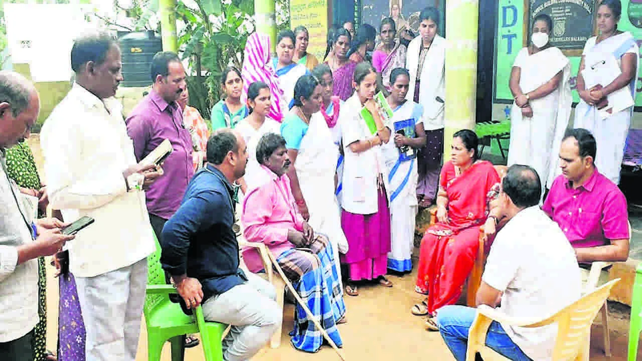 DMHO: ఆరోగ్యంపై శ్రద్ధ చూపండి : డీఎంహెచఓ