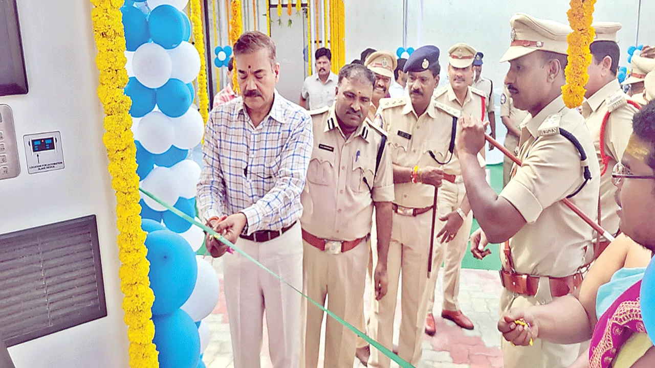 పెట్రోలు బంకులతో జైళ్లశాఖ బలోపేతం