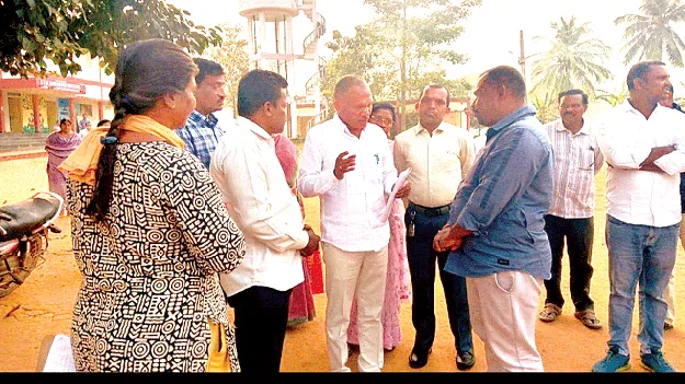 ఆశ్రమ పాఠశాల పరిశీలన