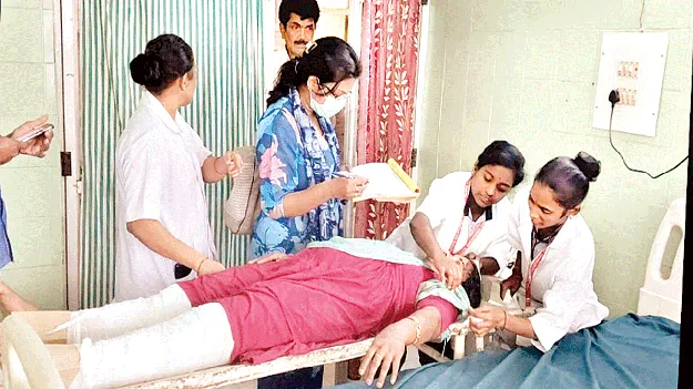   రెండు ఆటోలు ఢీ