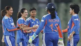 IndW Vs SLW: టాస్ ఓడిన భారత్.. జట్టుకు జెమీమా దూరం! 