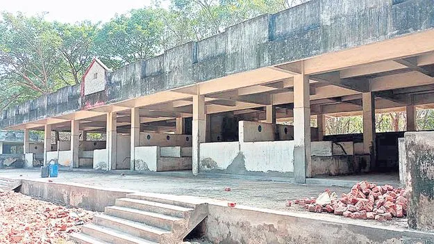 చురుగ్గా రైతుబజార్‌ పనులు