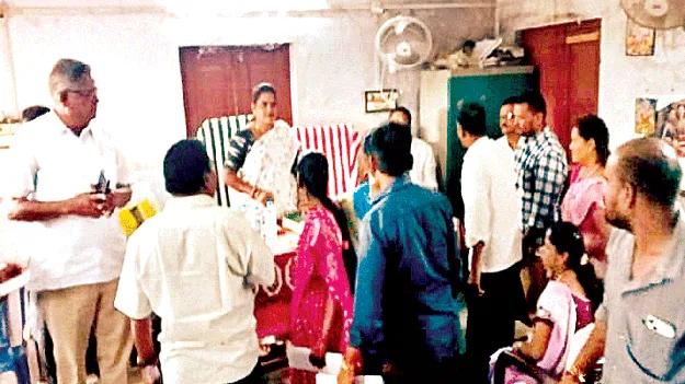 రసాభాసగా కౌన్సిల్‌ సమావేశం 